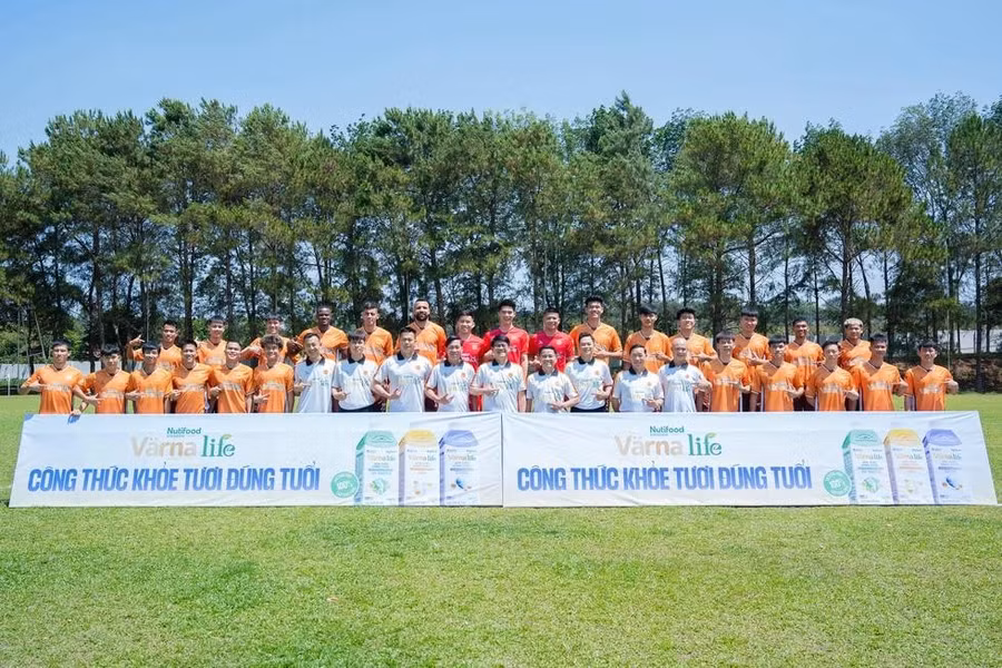 Nutifood sẽ tiếp tục đồng hành với HAGL. Ảnh: Linh Nhi