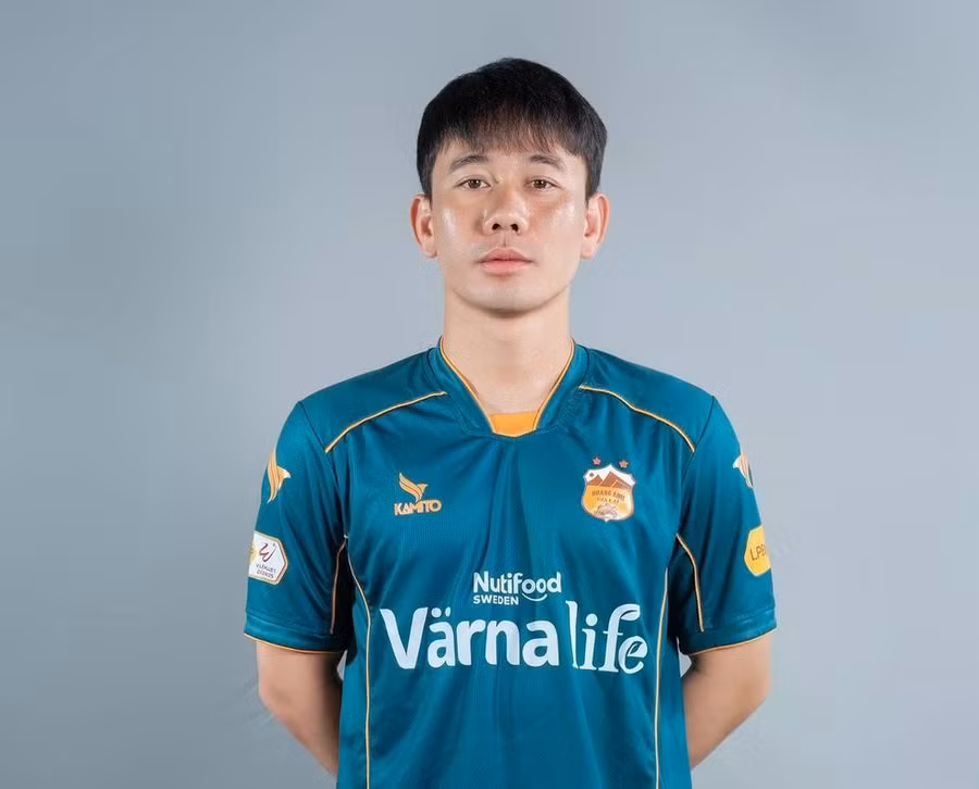 Minh Vương và HAGL trong màu áo mới