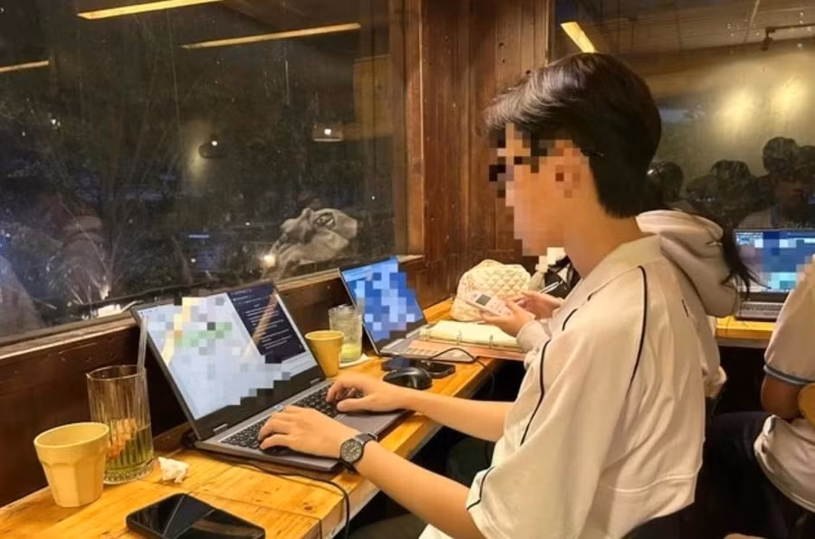 Bạn trẻ cần phải cẩn trọng trước khi giao dịch trên mạng. ẢNH MINH HỌA: AN VY