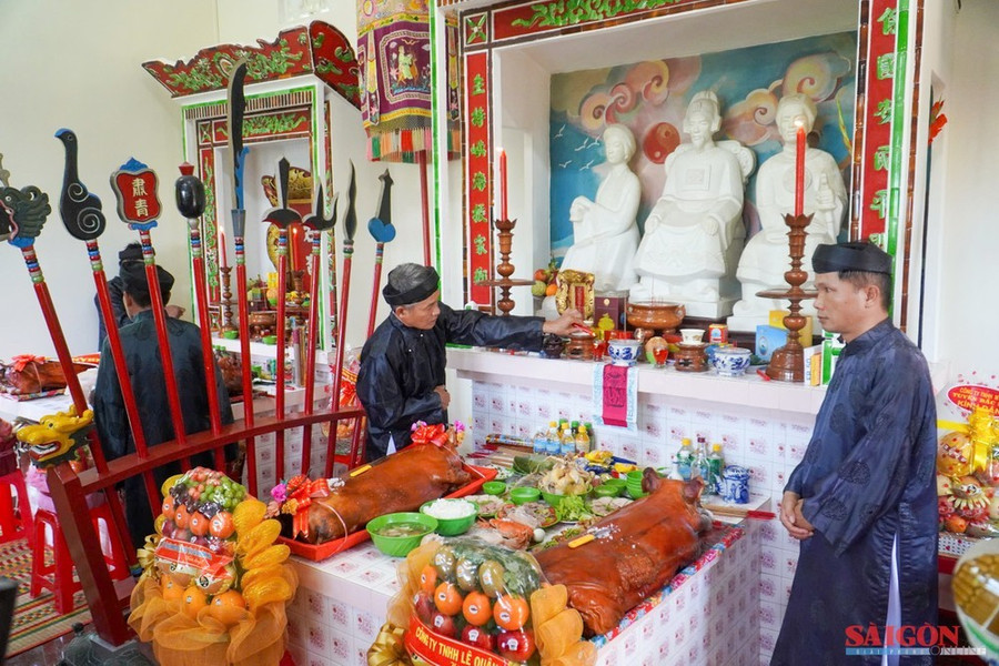 Lễ hội Yến sào Khánh Hòa được tổ chức tại đảo yến Hòn Nội. Ảnh: HIẾU GIANG Lễ hội Yến sào Khánh Hòa được tổ chức tại đảo yến Hòn Nội. Ảnh: HIẾU GIANG