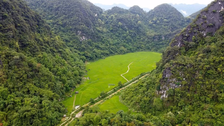 "Cổng nhà trời" Kho Mường