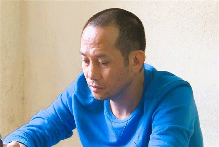 Tuấn "thần đèn" - trùm giang hồ khét tiếng xứ Thanh nhiều lần vào tù ra tội. Ảnh: Công an Thanh Hóa Tuấn "thần đèn" - trùm giang hồ khét tiếng xứ Thanh nhiều lần vào tù ra tội. Ảnh: Công an Thanh Hóa