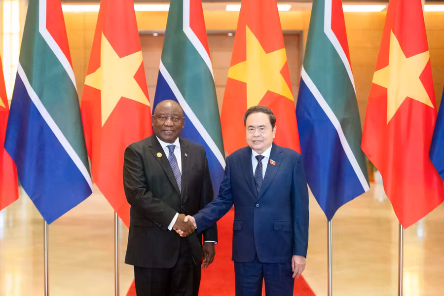 Chủ tịch Quốc hội Trần Thanh Mẫn hội kiến Tổng thống Cộng hòa Nam Phi Cyril Ramaphosa tại chuyến thăm cấp Nhà nước Việt Nam, ngày 24.10.2025. ẢNH: PHẠM THẮNG