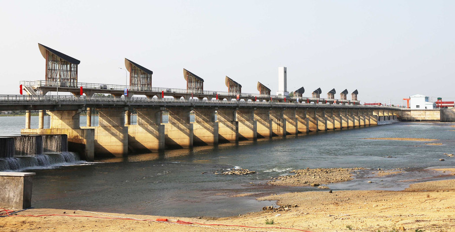 Phần lớn khối lượng hoàn thành của Dự án đập dâng Phú Phong tại xã Tây Sơn đã được Ban Quản lý dự án Nông nghiệp và Phát triển nông thôn tỉnh thanh quyết toán. Ảnh: T.Sỹ