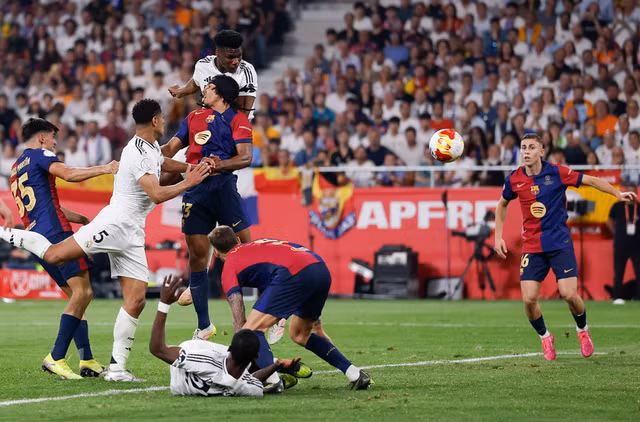 ... và Aurelien Tchouameni giúp Real Madrid có thêm hy vọng