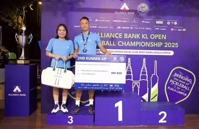 Hoàng Thành Trung - Phan Thị Thanh Truyền vào tứ kết nội dung đôi nam nữ lứa tuổi trên 35.