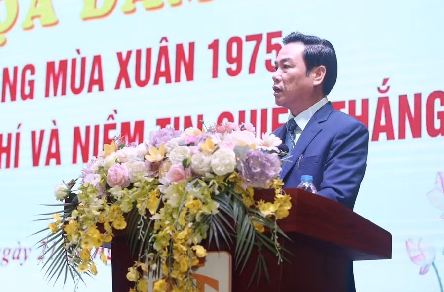 TS. Nguyễn Công Dũng, Ủy viên Hội đồng Biên tập - Xuất bản, Nhà xuất bản Chính trị quốc gia Sự thật.