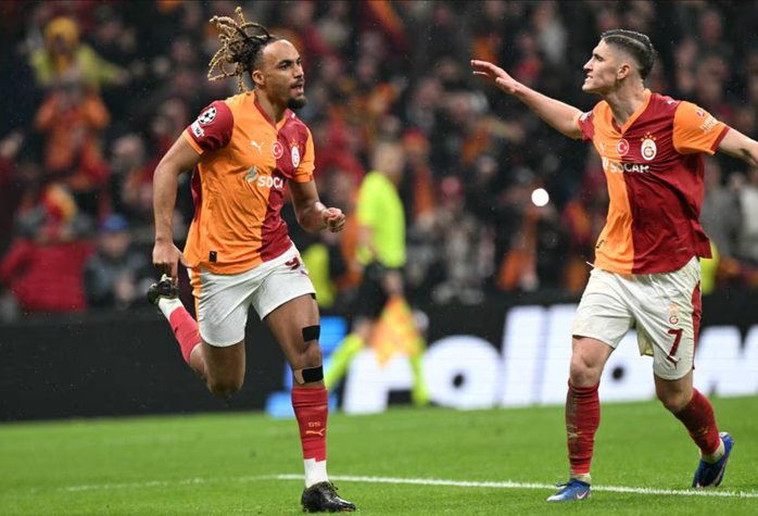 Sacha Boey ấn định chiến thắng 5-2 cho Galatasaray.