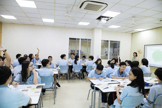 Nghị quyết 71-NQ/TW khẳng định “giáo dục là quốc sách hàng đầu, quyết định tương lai dân tộc. (Ảnh: PV/Vietnam+)