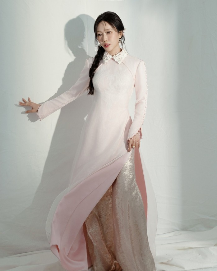 Diệu Nhi tham gia đường đua áo dài du xuân