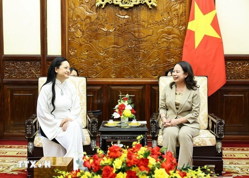 Phó Chủ tịch nước Võ Thị Ánh Xuân tiếp cô Amanda Nguyễn. (Ảnh: Minh Đức/TTXVN) pho-chu-tich-nuocdd.jpg