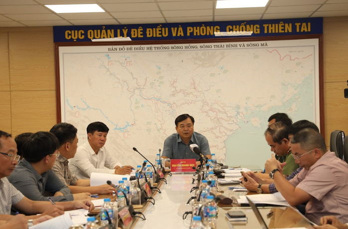 Các chuyên gia nhận định bão Wipha có đường đi, hình dáng của Yagi Các chuyên gia nhận định bão Wipha có đường đi, hình dáng của Yagi