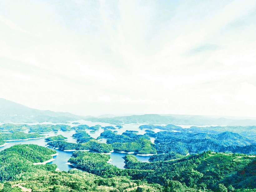 Huyền ảo Tà Đùng. vien-ngocmoi.jpg