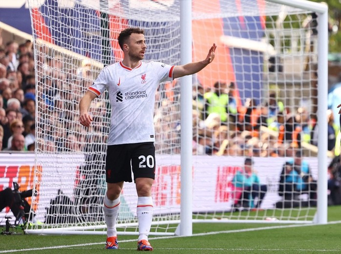 Hình ảnh Diogo Jota sẽ còn mãi trong ký ức các CĐV Liverpool Hình ảnh Diogo Jota sẽ còn mãi trong ký ức các CĐV Liverpool