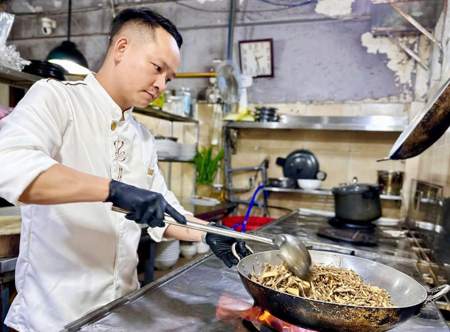 Món lẩu sâm khỏe được nhiều thực khách ưa thích. Ảnh: Hà Duy 1sam-khoe.jpg