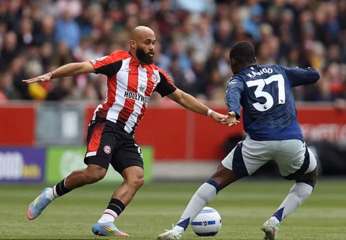 Chân sút người Cameroon ghi được 20 bàn thắng tại Premier League mùa trước