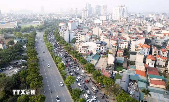 Đường vành đai 2 (đoạn đường Võ Chí Công hướng đi cầu Nhật Tân). (Ảnh: Lê Đông/TTXVN)
