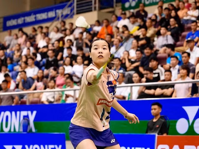 Nguyễn Thùy Linh khẳng định sức mạnh của hạt giống số 1, vào bán kết nội dung đơn nữ giải cầu lông Việt Nam mở rộng 2025. ẢNH: ĐỘC LẬP