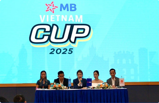 Ban tổ chức công bố thông tin tại buổi họp báo. Ban tổ chức công bố thông tin tại buổi họp báo