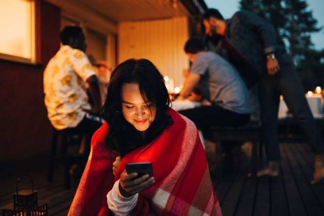 Mỗi ngày có tới 75% người thuộc thế hệ Gen Z sử dụng các công cụ tìm kiếm tích hợp AI. (Ảnh minh họa: CTV/Vietnam+) Mỗi ngày có tới 75% người thuộc thế hệ Gen Z sử dụng các công cụ tìm kiếm tích hợp AI. (Ảnh minh họa: CTV/Vietnam+)