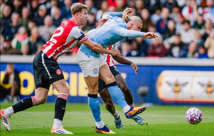 Man City sớm thể hiện sức mạnh tấn công áp đảo Man City sớm thể hiện sức mạnh tấn công áp đảo