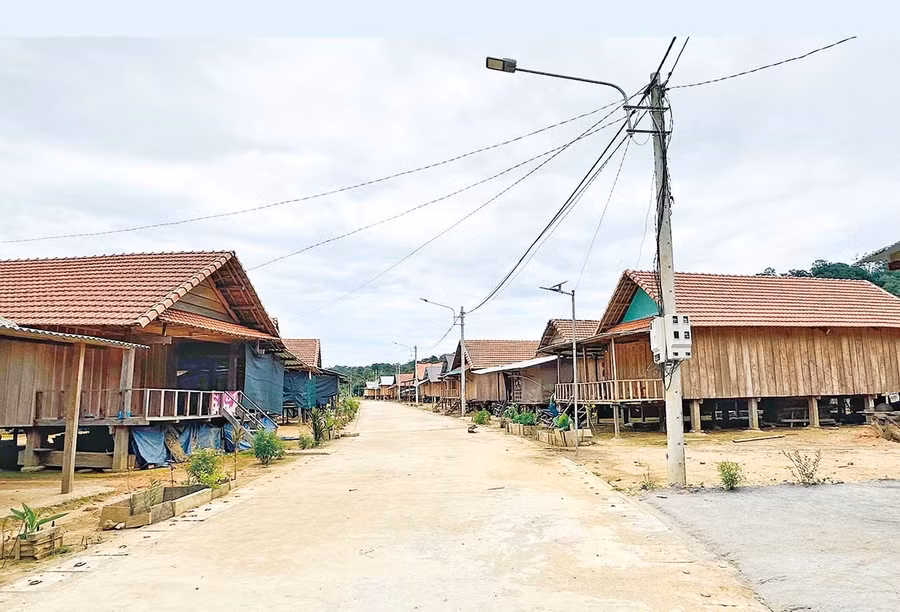 Một góc khu tái định cư thôn 2 khang trang, sạch đẹp. Ảnh: D.Đ