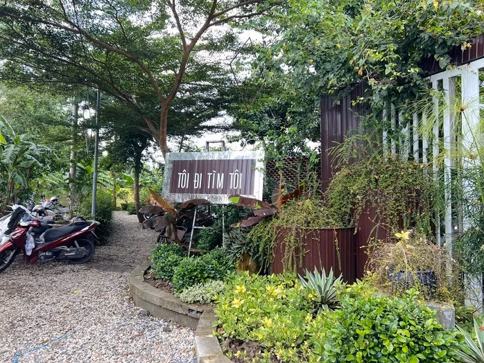 Quán cà phê giữa đồng lúa ở Cần Thơ