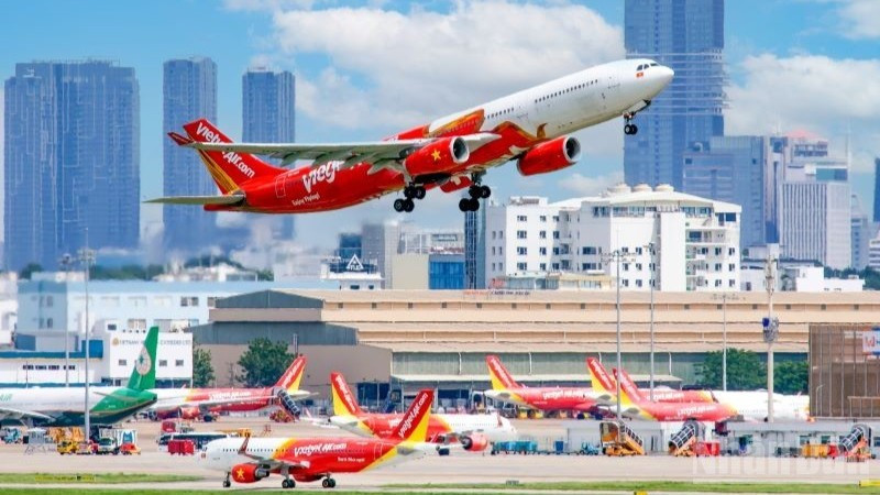 Hãng hàng không Vietjet khuyến mại giảm tới 50% hàng triệu vé bay Eco. Hãng hàng không Vietjet khuyến mại giảm tới 50% hàng triệu vé bay Eco.