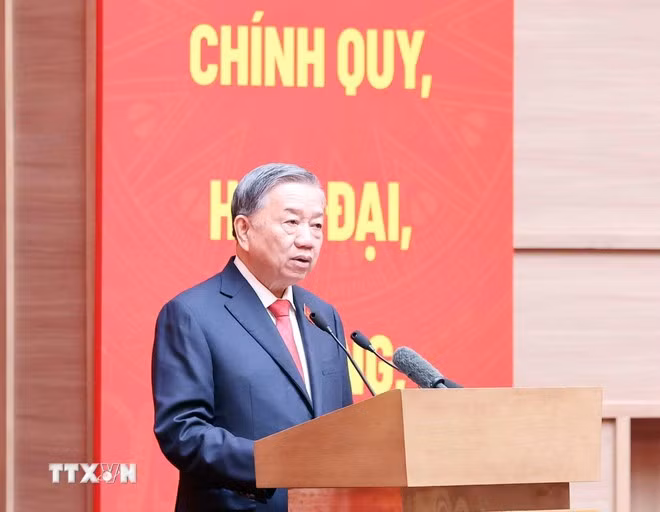 Tổng Bí thư Tô Lâm phát biểu tại Đại hội đại biểu Đảng bộ Công an Trung ương lần thứ VIII, nhiệm kỳ 2025 - 2030. (Ảnh: Thống Nhất/TTXVN)