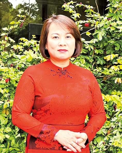 Bà NGUYỄN THỊ THU THỦY