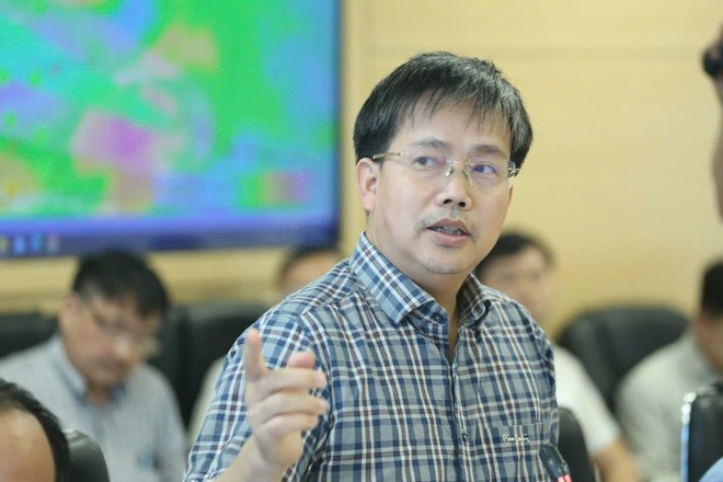 Phó Giáo sư, Tiến sỹ Mai Văn Khiêm - Giám đốc Trung tâm Dự báo Khí tượng Thủy văn Quốc gia. (Ảnh: BNNMT) Phó Giáo sư, Tiến sỹ Mai Văn Khiêm - Giám đốc Trung tâm Dự báo Khí tượng Thủy văn Quốc gia. (Ảnh: BNNMT)