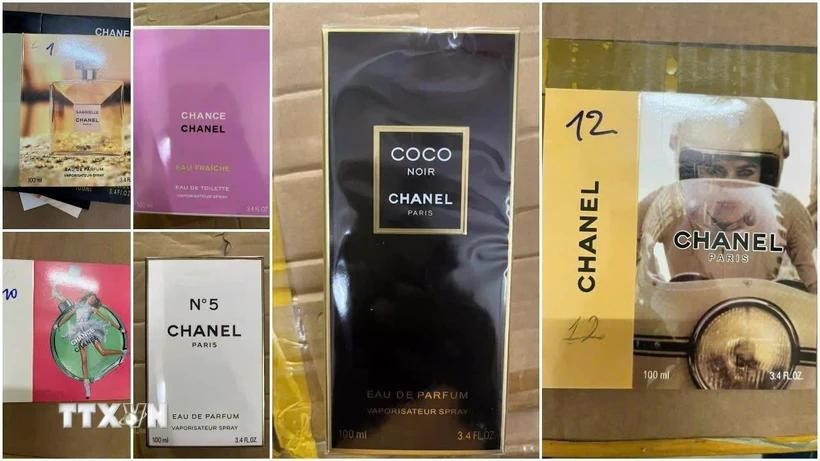 Các loại nước hoa giả bị phát hiện. Ảnh: Cơ quan công an cung cấp nuoc-hoa-gia.jpg