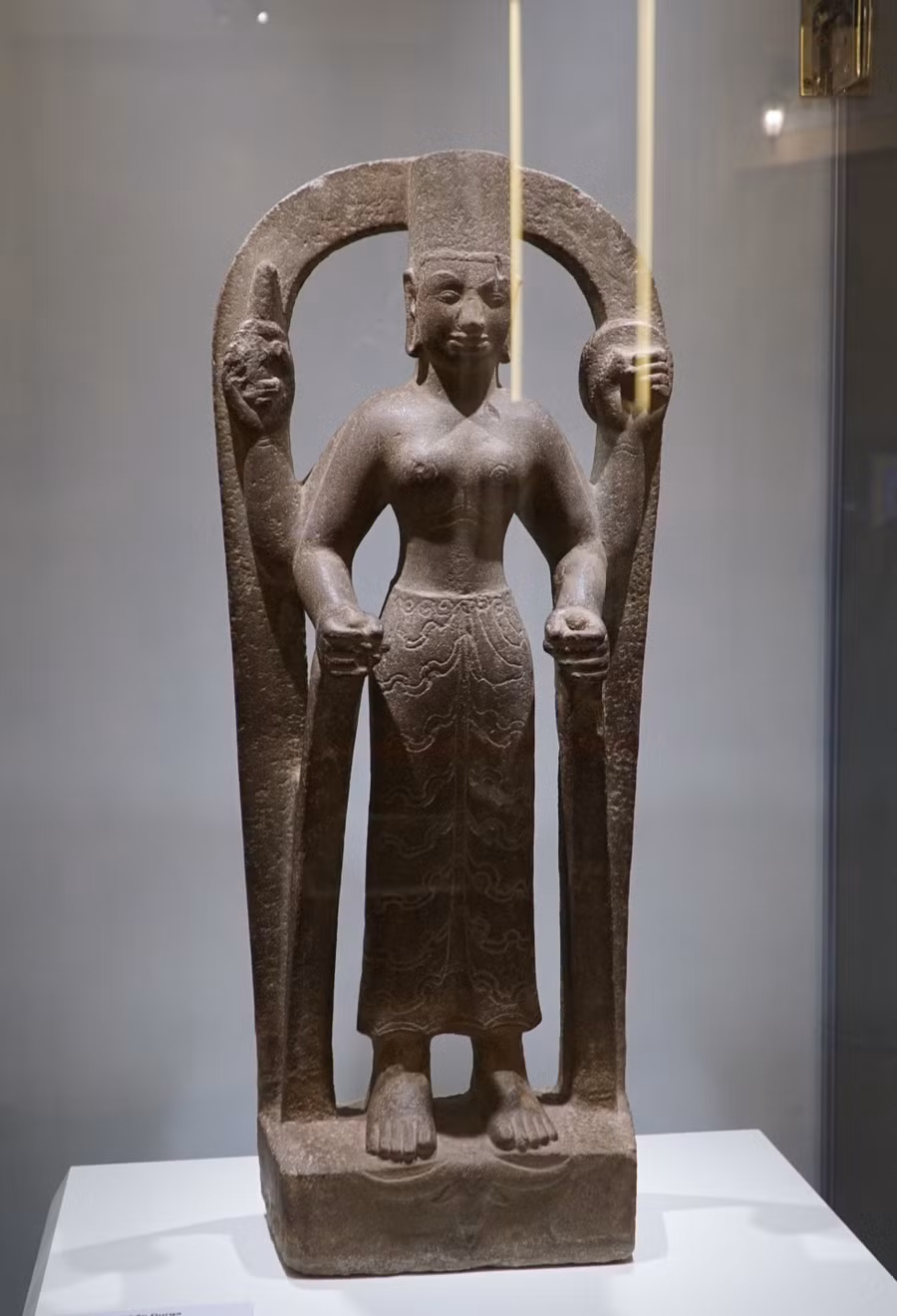 Tượng Quan Thế Âm Bồ Tát (Thế kỷ VIII- IX văn hoá Óc Eo)