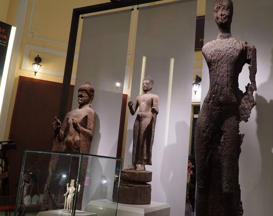 Chùm tượng Phật (Thế kỷ IV- VI văn hoá Óc Eo)