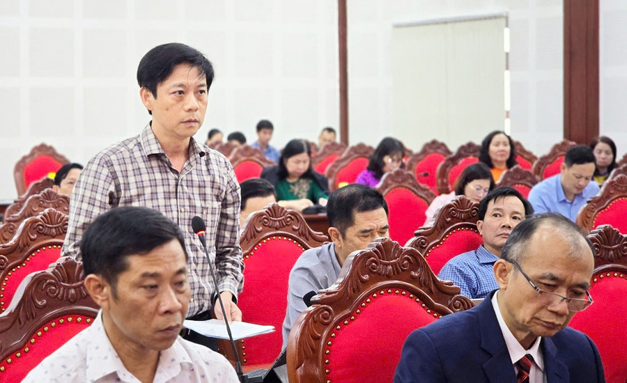 Giám đốc Sở Tài chính Đỗ Việt Hưng nêu ý kiến tại hội nghị. Ảnh: Bá Bính Giám đốc Sở Tài chính Đỗ Việt Hưng nêu ý kiến tại hội nghị. Ảnh: Bá Bính