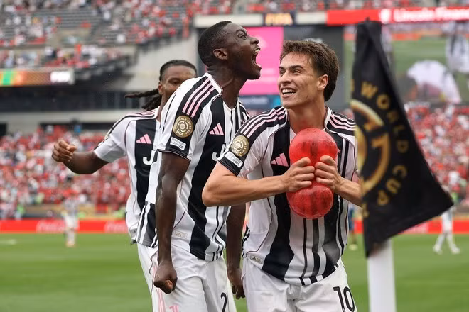 Juventus, Bayern và Flamengo cũng sớm giành quyền đi tiếp. (Nguồn: Getty Images - AP)