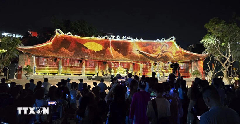 عُرض عرض الخرائط ثلاثية الأبعاد hai-phong-ra-mat-tour-du-lich-dem.jpg