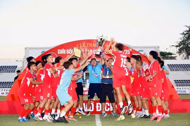 U19 PVF có lần thứ 4 vô địch giải U19 Quốc gia
