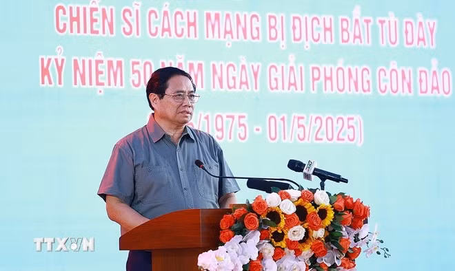 Thủ tướng Phạm Minh Chính phát biểu, tri ân chiến sỹ cách mạng bị địch bắt, tù đày. Ảnh: Dương Giang/TTXVN