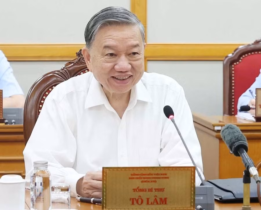 Tổng Bí thư Tô Lâm chủ trì phiên họp của Bộ Chính trị, Ban Bí thư về việc sáp nhập tỉnh, xã. ẢNH: TTXVN