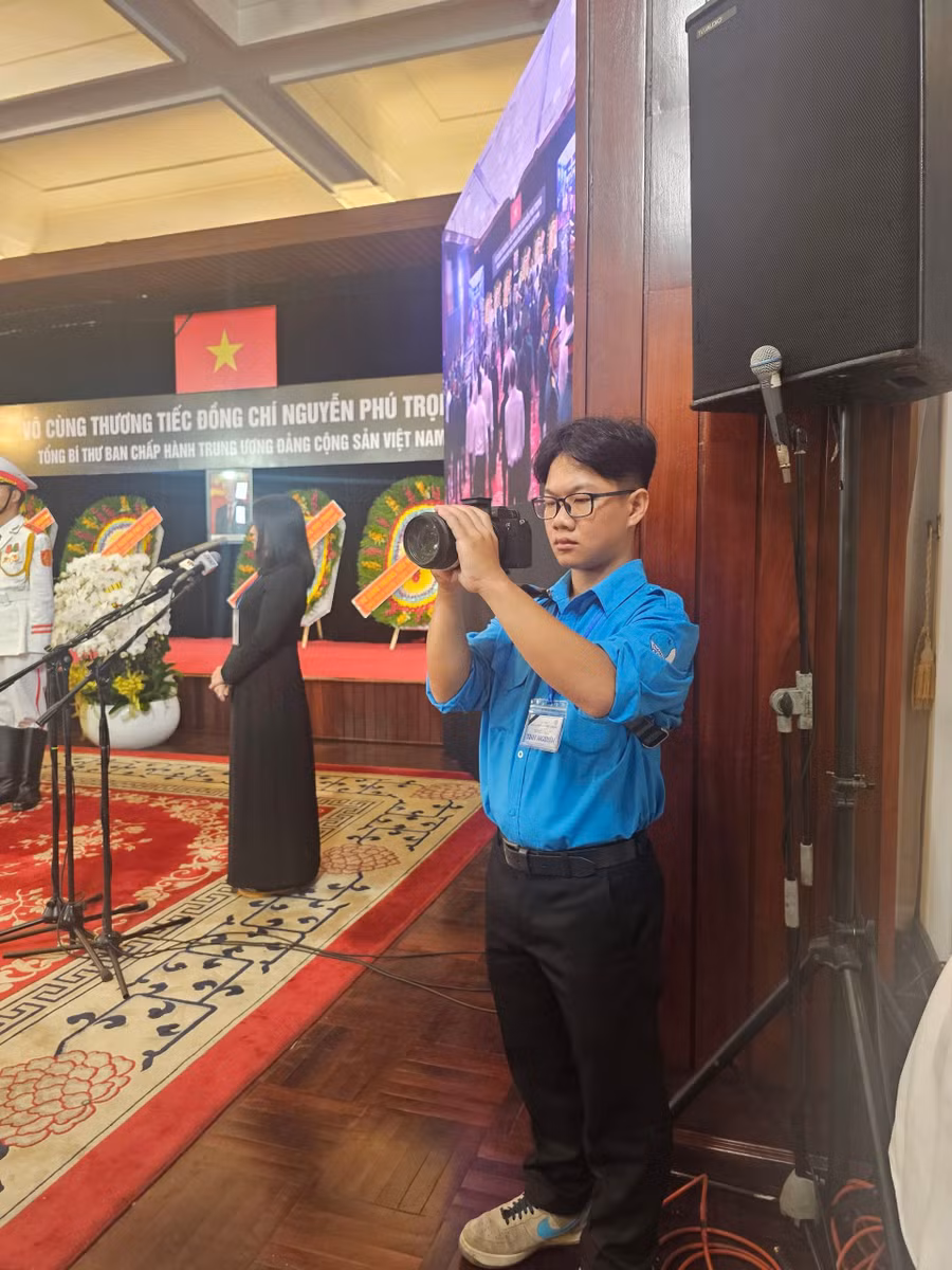 Hoàng tác nghiệp tại Quốc tang cố Tổng Bí thư Nguyễn Phú Trọng năm 2024. Ảnh: Nguyễn Vĩnh Kha