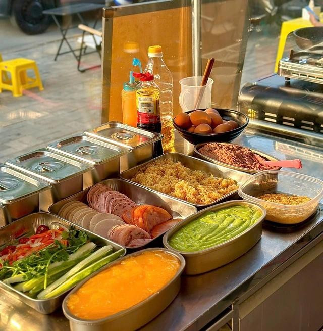 Xe bánh mì của Ly. ẢNH: NVCC Xe bánh mì của Ly. ẢNH: NVCC