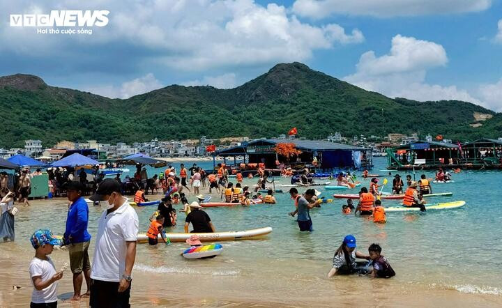Biển Hòn Khô (xã Nhơn Hải, TP Quy Nhơn), nơi xảy ra vụ tai nạn khiến 4 người thương vong. binhdinhdd.jpg