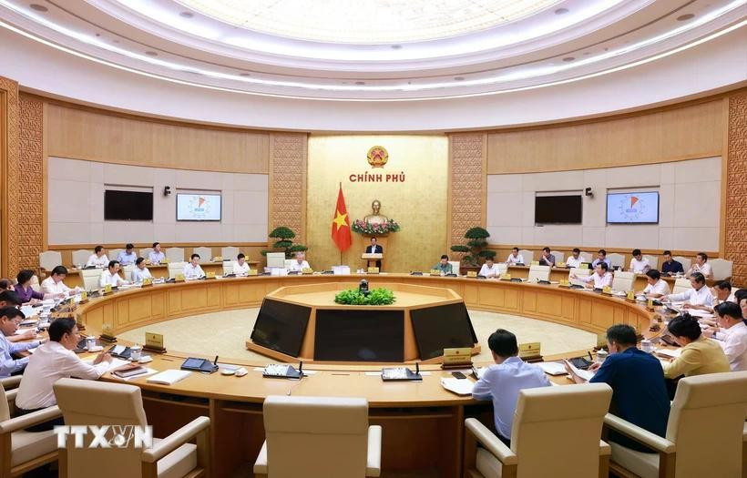Thủ tướng Phạm Minh Chính chủ trì cuộc họp Chính phủ chuyên đề về việc sắp xếp, tổ chức lại đơn vị hành chính các cấp. Ảnh: Dương Giang/TTXVN botri.jpg