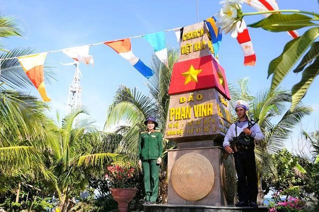Bia chủ quyền trên đảo Phan Vinh, năm 2025. ẢNH: MAI THANH HẢI Bia chủ quyền trên đảo Phan Vinh, năm 2025. ẢNH: MAI THANH HẢI