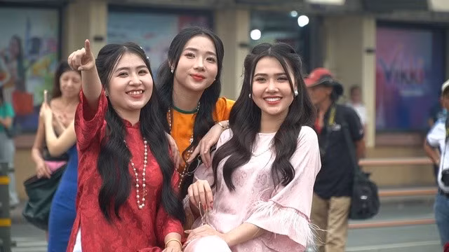 Sở hữu làn da khỏe, đẹp giúp nhiều người tự tin du xuân đầu năm