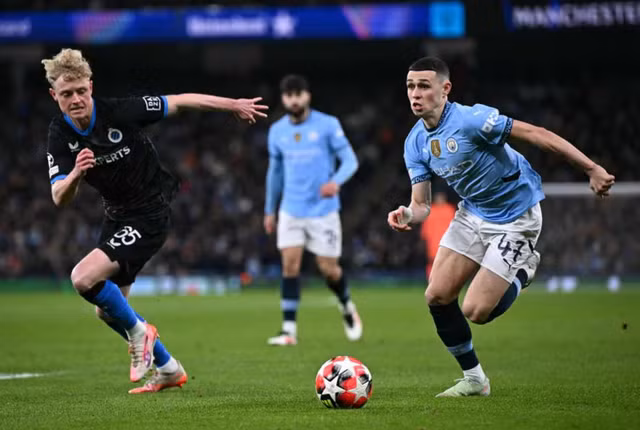 Phil Foden nỗ lực nhưng không thể ghi bàn