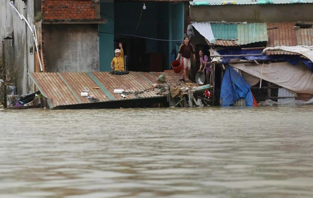 Các tỉnh miền Trung sẵn sàng ứng phó mưa lớn, nguy cơ ngập lụt trong những ngày tới. ẢNH: BÁ DUY