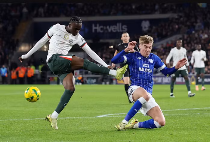 Chelsea chỉ tung ra duy nhất cú sút trúng đích ở hiệp một