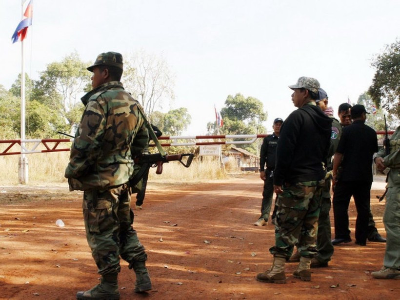 Binh sỹ Campuchia tại khu vực thuộc tỉnh Odar Meanchey, thuộc biên giới Campuchia-Thái Lan. (Nguồn: AFP/TTXVN)